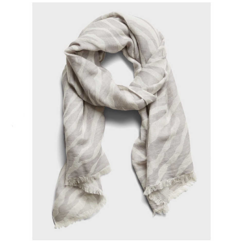BANANA REPUBLIC Zebra Wool-Cotton Scarf